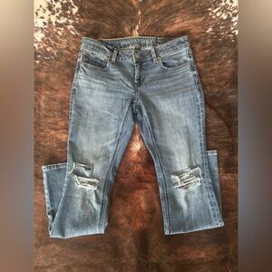 American Eagle Outfitters Women's Blue Distressed Jeans